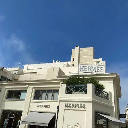 Cosy Apartment Near The Beach In Biarritz France