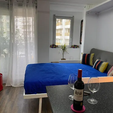 Cosy Apartment Near The Beach In Biarritz France Apartman *