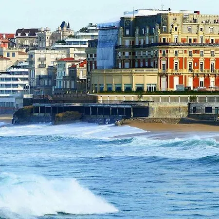 Cosy Apartment Near The Beach In Biarritz France Apartment Biarritz